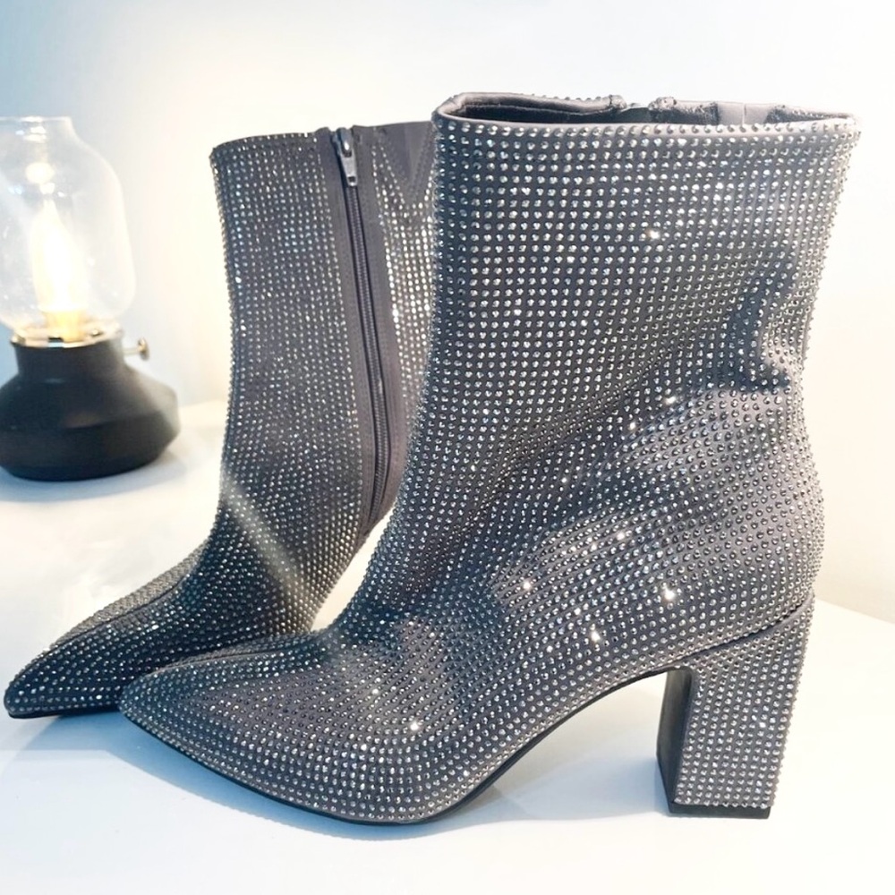 Metallic Silver Sequin Womens Boots Block Heels Size 9.5 Side Zip